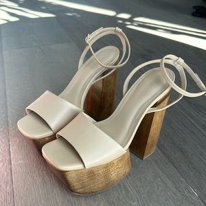 Cult Gaia Shauna Platform, size 38